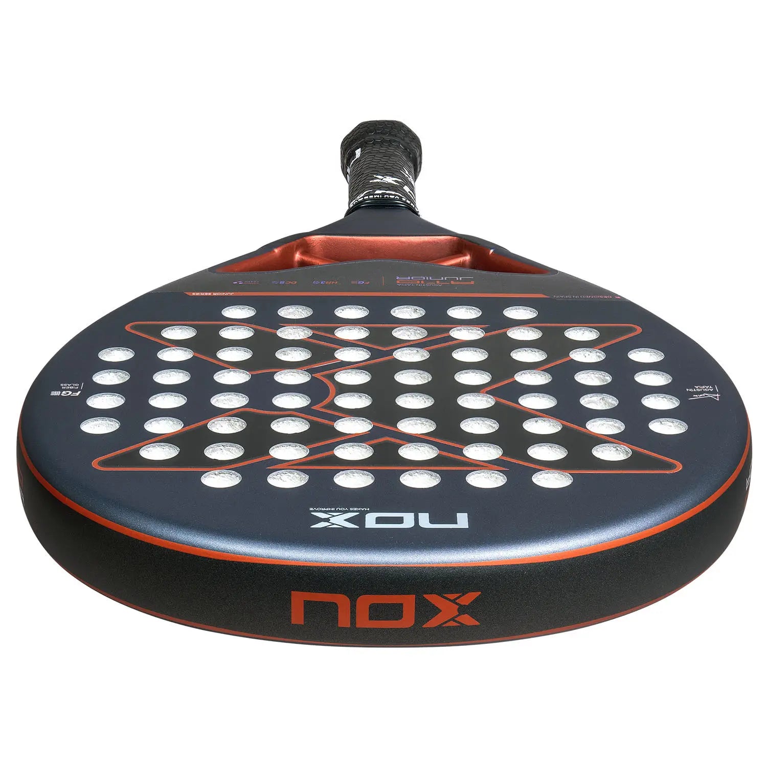 NOX AT10 Genius Junior raketės profilis lengva konstrukcija
