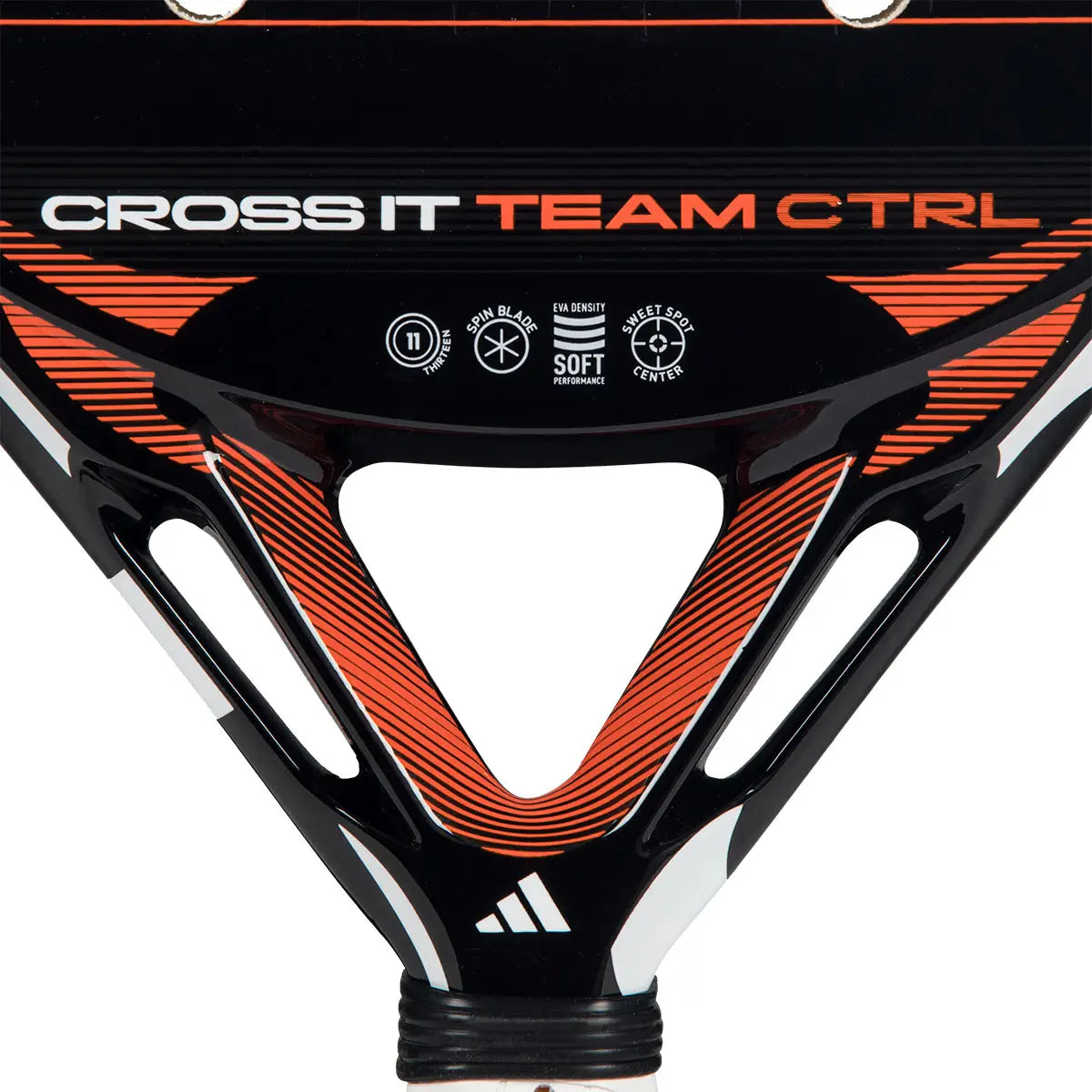 Adidas Cross IT Team CTRL 2026 rėmo detalė