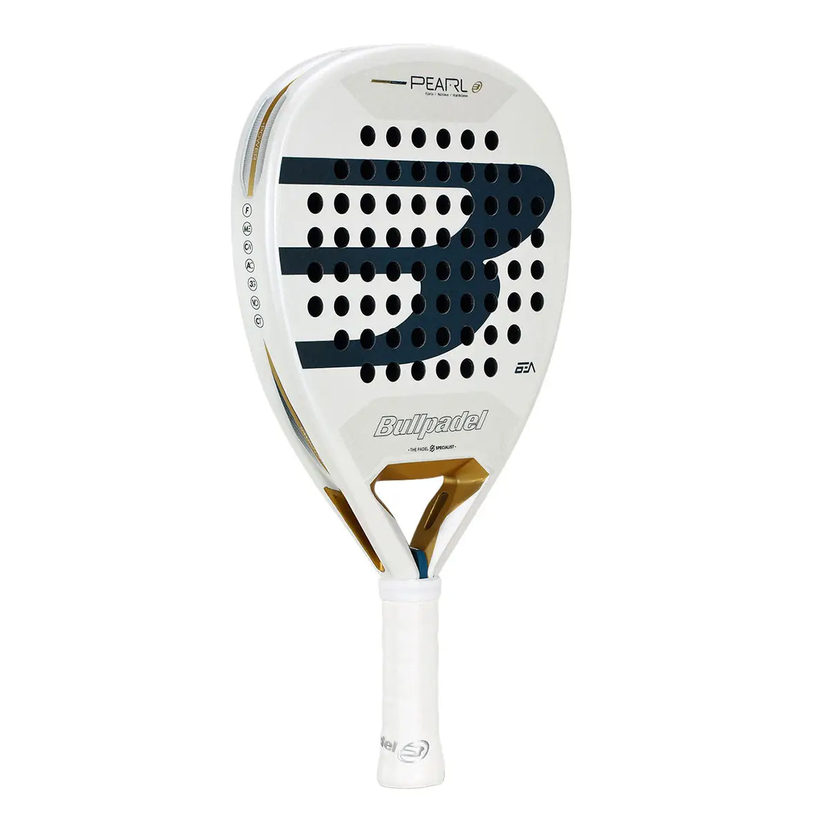 Bullpadel Pearl 26 teardrop padel racket with Xtend Carbon 12K surface and Pearl design
