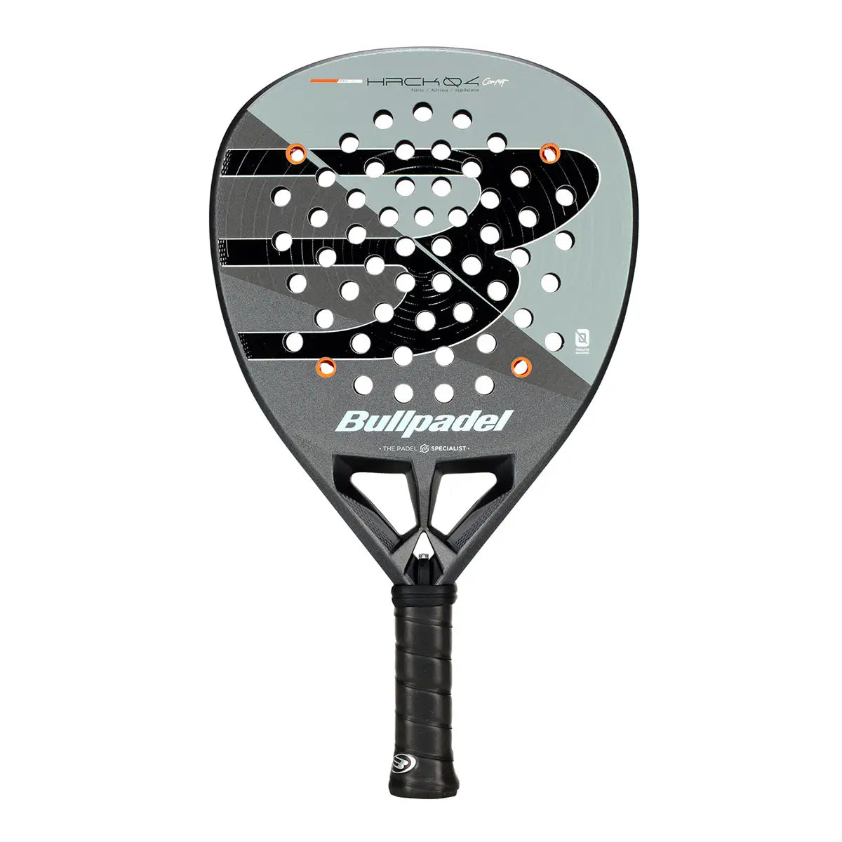 Bullpadel Hack 04 Comfort 2026 padelio raketė - priekinis vaizdas su Xtend Carbon 12K paviršiumi ir deimanto forma
