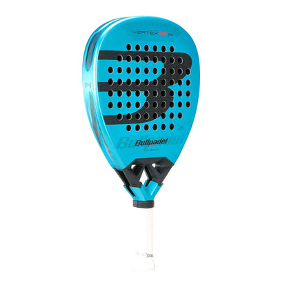 Bullpadel Vertex 05 Women – padelio raketės paviršius su Xtend Carbon 12K ir Topspin tekstūra