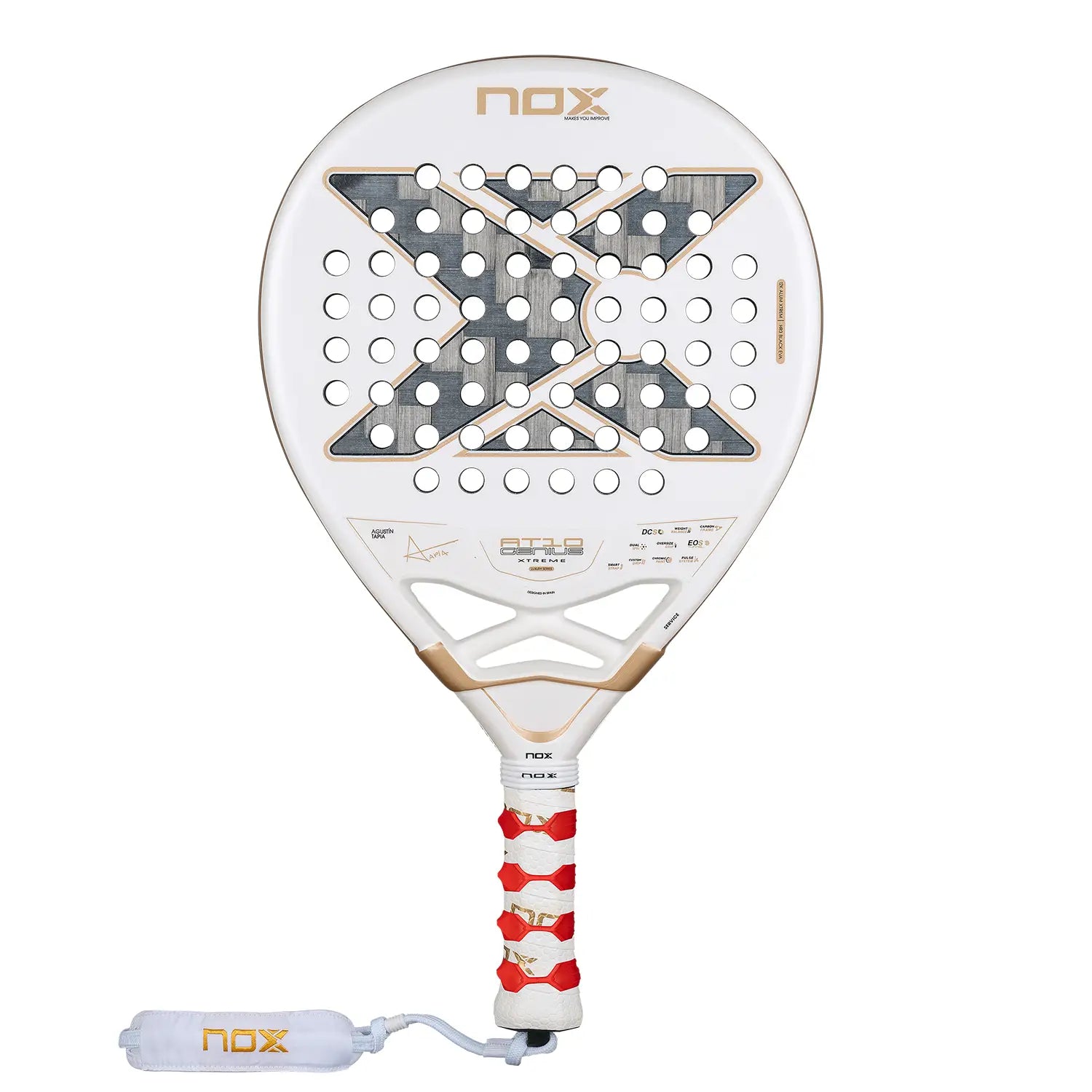 Agustin Tapia naudoja NOX AT10 Genius 12K padelio raketę